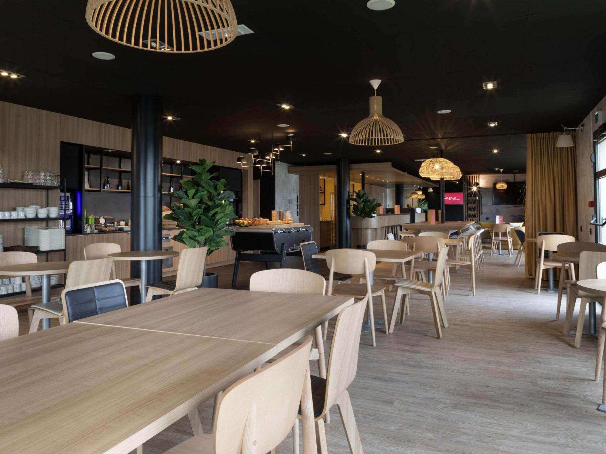 Hotel Ibis Douai Dechy Exterior foto