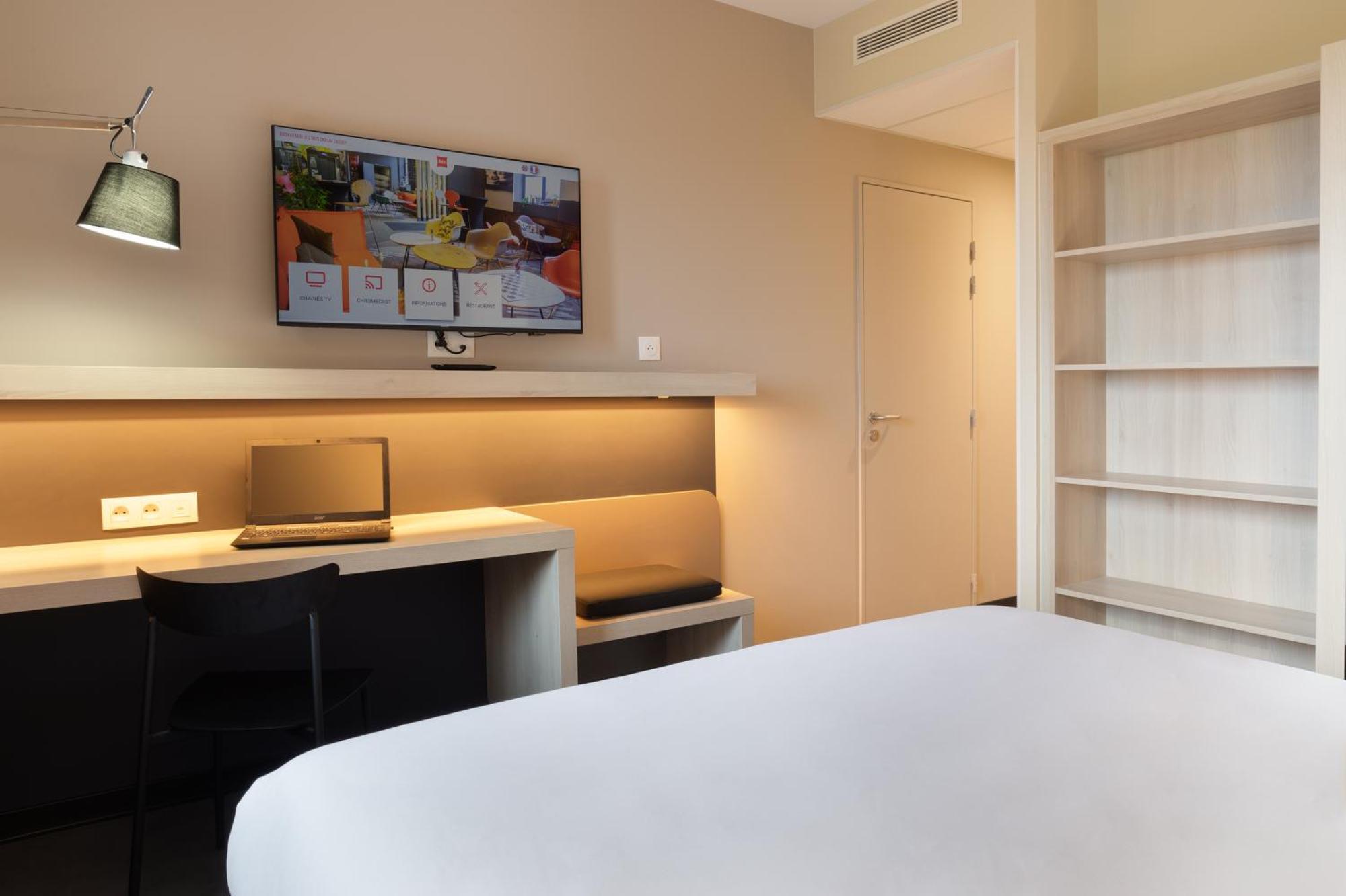 Hotel Ibis Douai Dechy Exterior foto